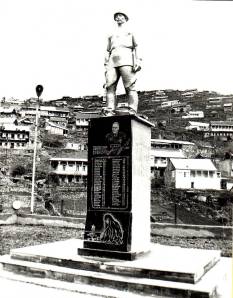 Άγαλμα για τους Έλληνες στρατιώτες που �πεσαν στον Μεγάλο Πατριωτικό Πόλεμο (Αρχείο Ελληνισμού Μαύρης Θάλασσας)